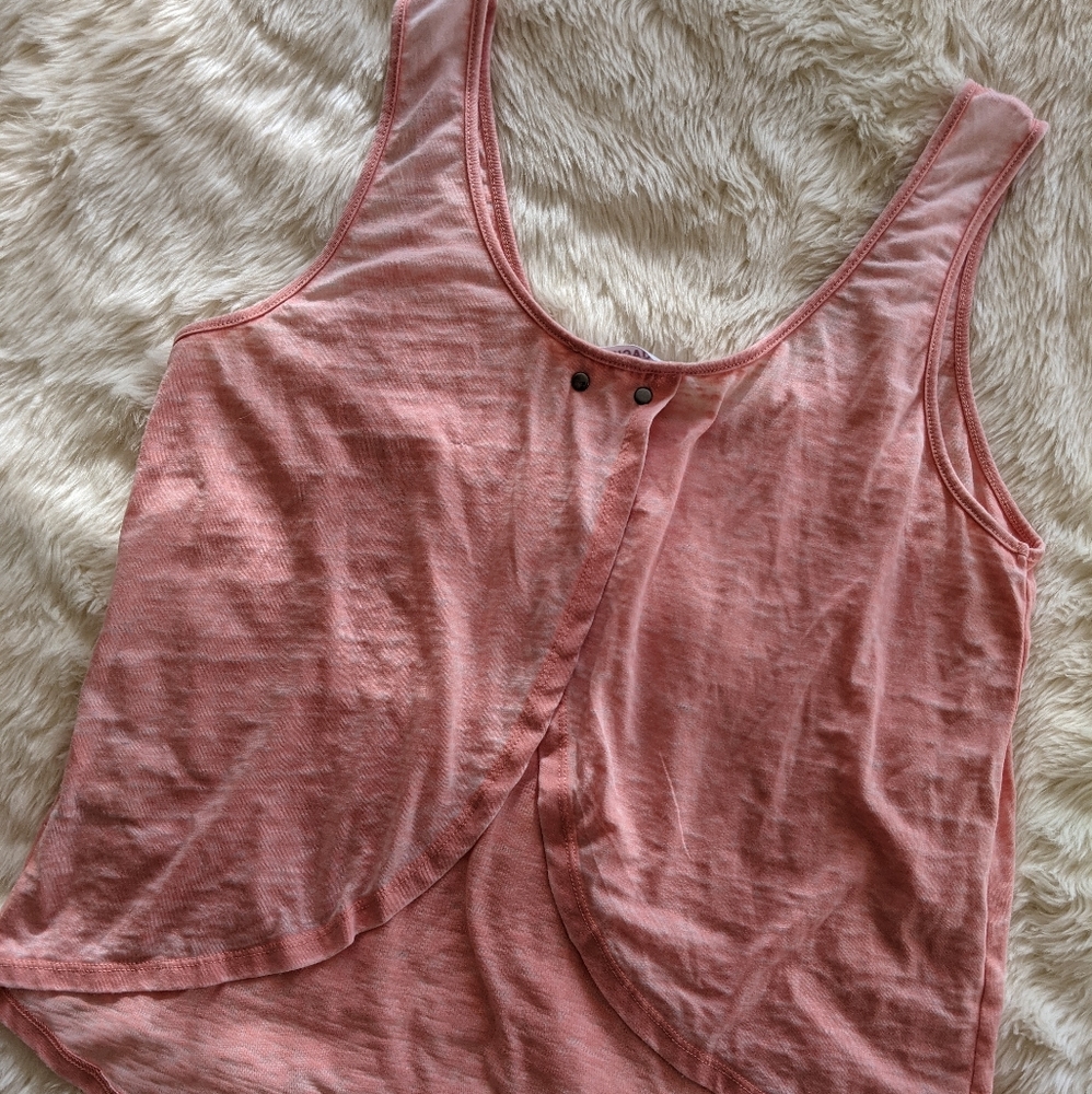 NWOT Flowy open back tank top